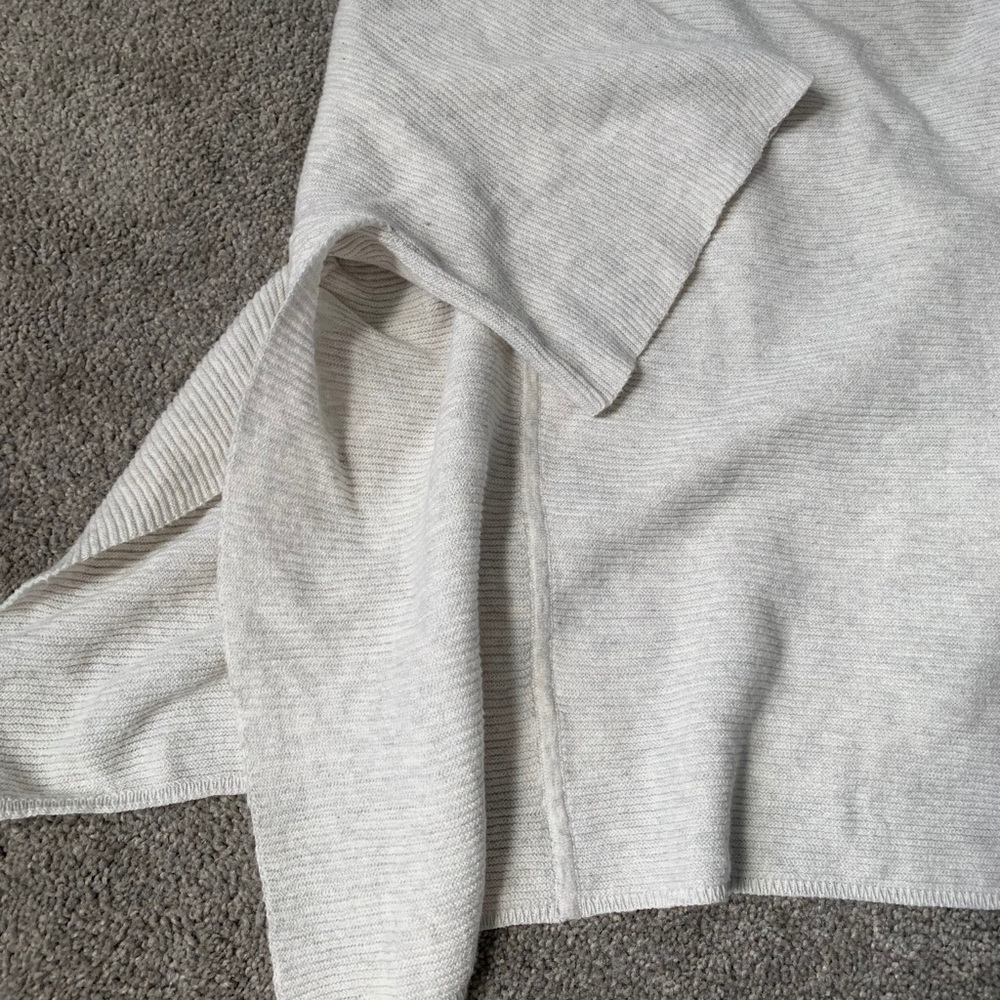 Ann Taylor sweater - XS/Small - Picture 2 of 8